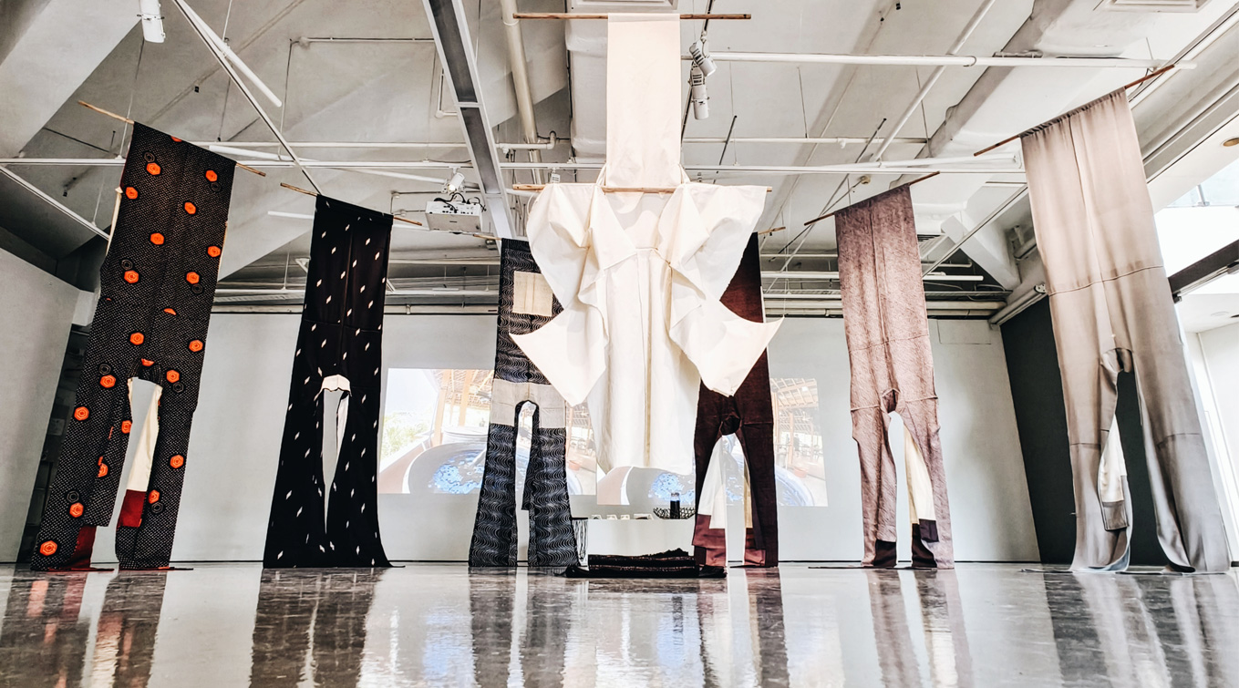 From Ground to Gestures (2025), presented at the MA Arts and Ecology exhibition Grounding the Future.