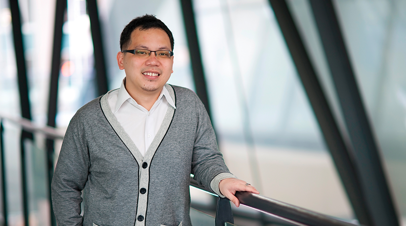 2010-Aloysius-Foong